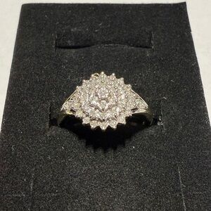 Gold cluster Ring Size 7